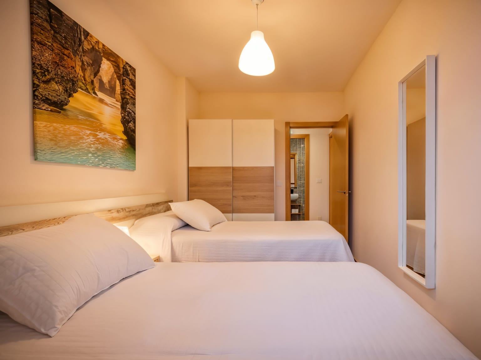 Apartamento de Nova MSuites Catedrales cerca de la Playa de Las Catedrales