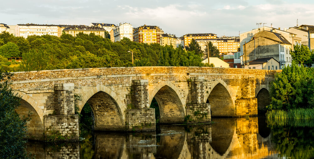Puente romano, uno de los monumentos romanos de Lugo