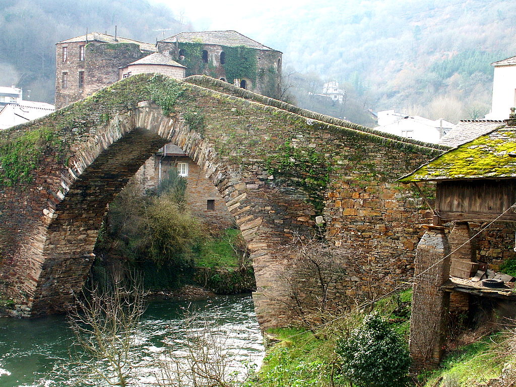 Puente medieval de Navia de Suarna