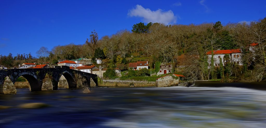 a Ponte Maceira, uno de los pueblos de Galicia más bonitos
