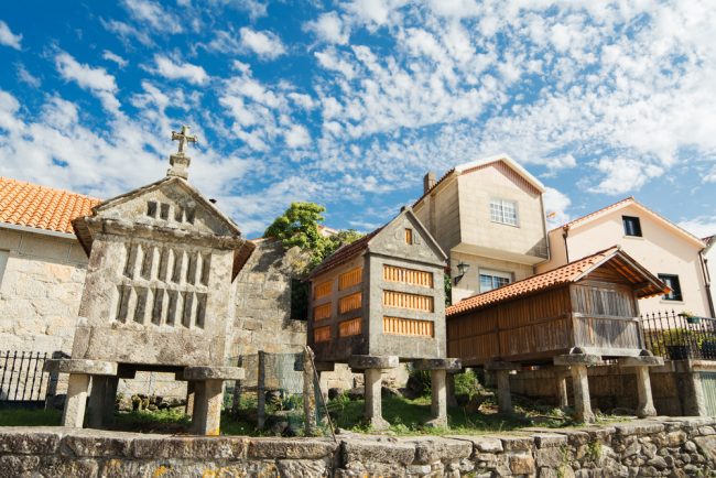 combarro-pueblo-mas-famoso-galicia Combarro, una de las villas marineras de Galicia