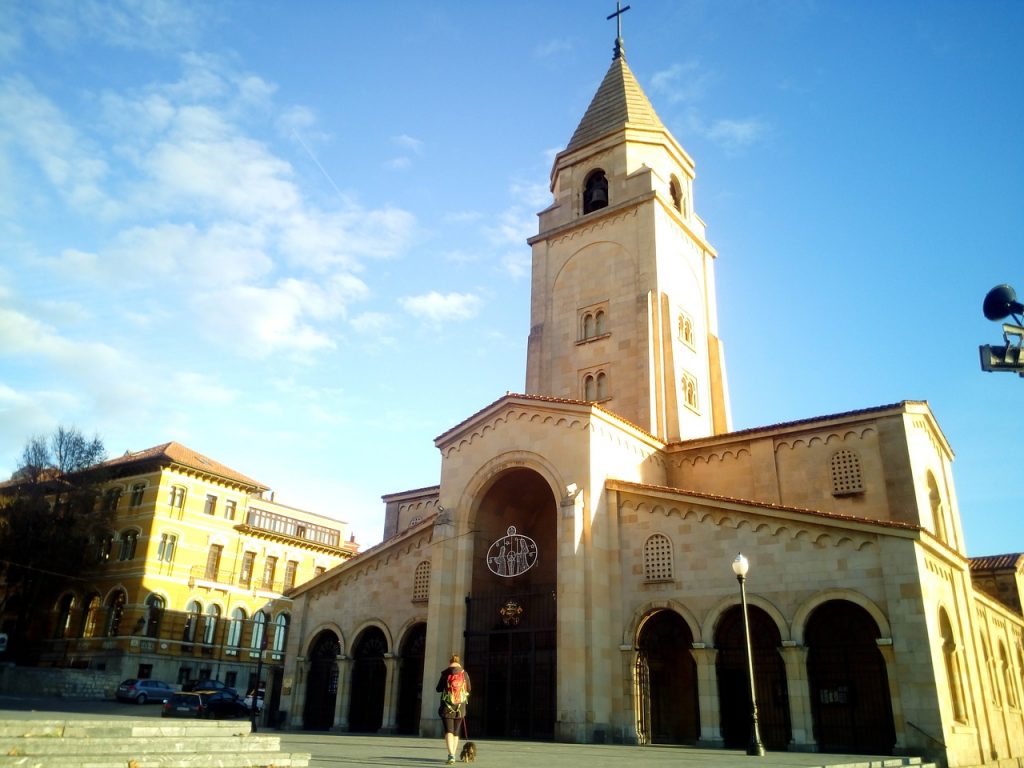 Iglesia de San Pedro en Gijón